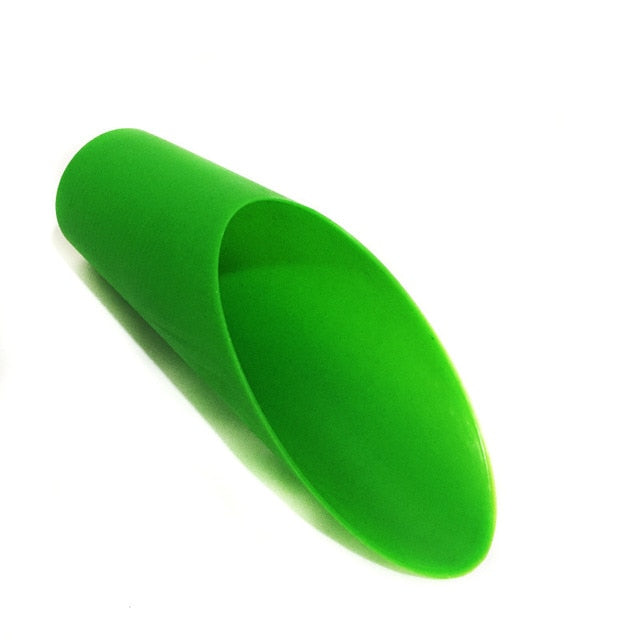 Durable Plastic Soil Scoops Assorted Colors